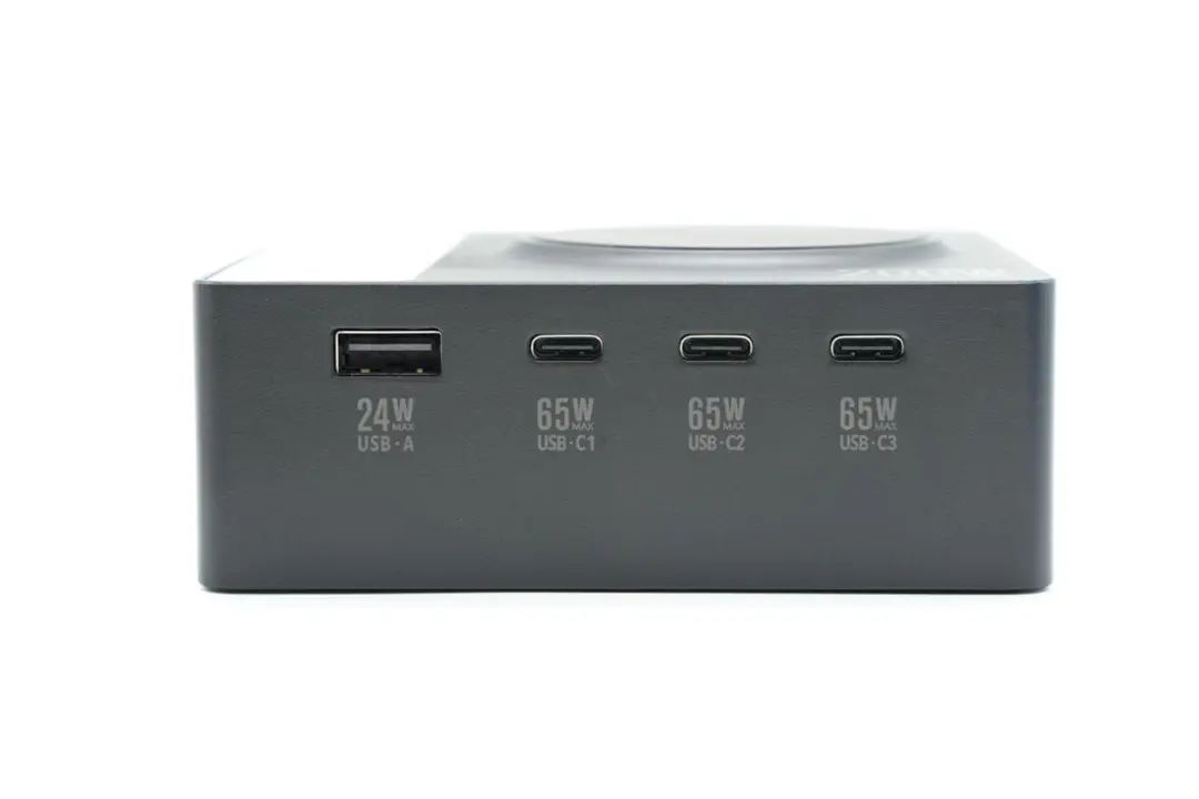 科雅无线充谐振电容用于ISDT 200W 3C1A多合一桌面充电器